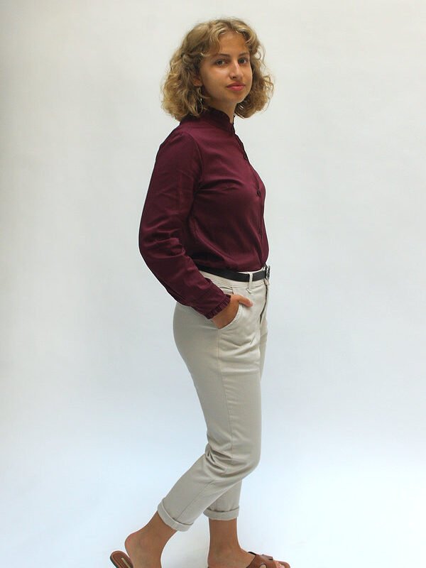 Pantalón de corte slim beige marrón - Imagen 3