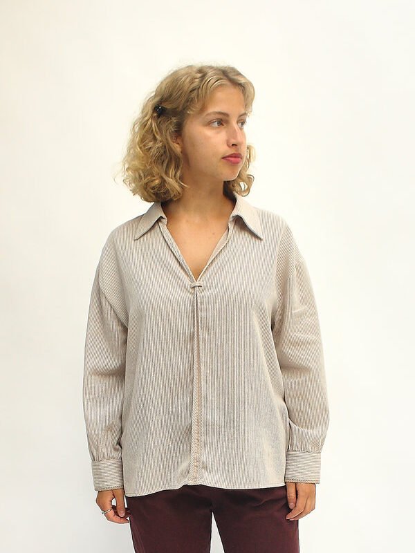 Blusa oversize con caida elegante - Imagen 2