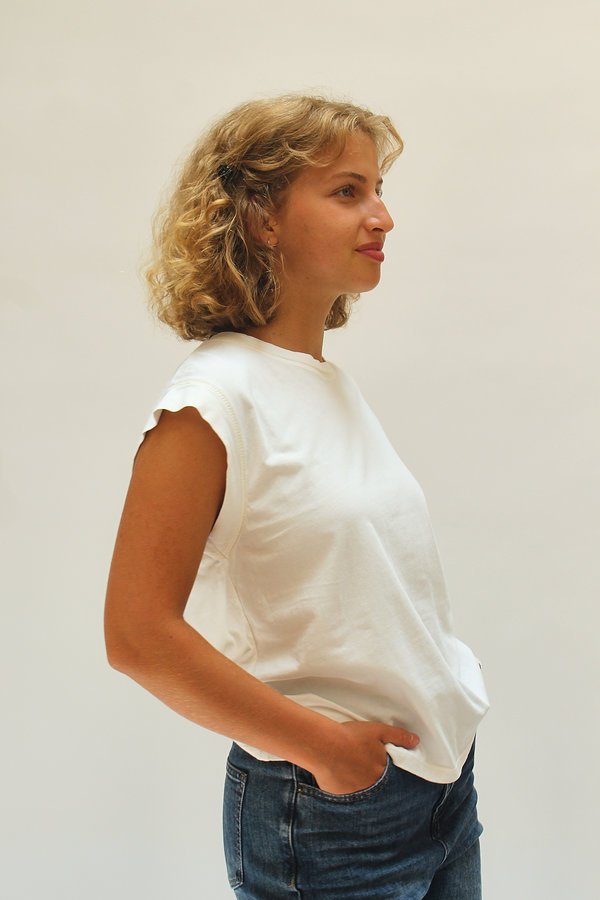 Camiseta sin mangas de algodón blanco - Imagen 3