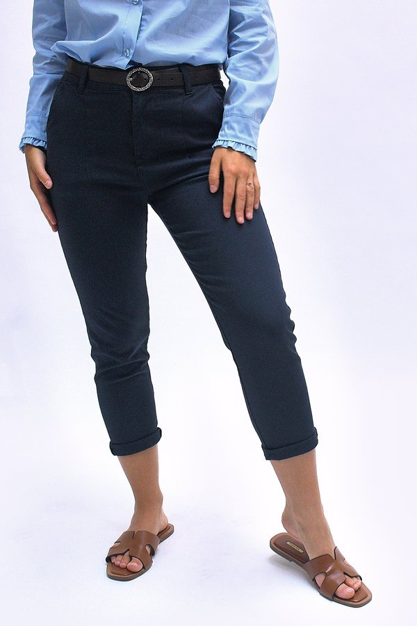 Pantalón de corte slim marino