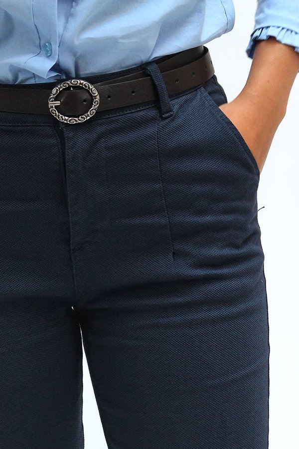 Pantalón de corte slim marino - Imagen 5