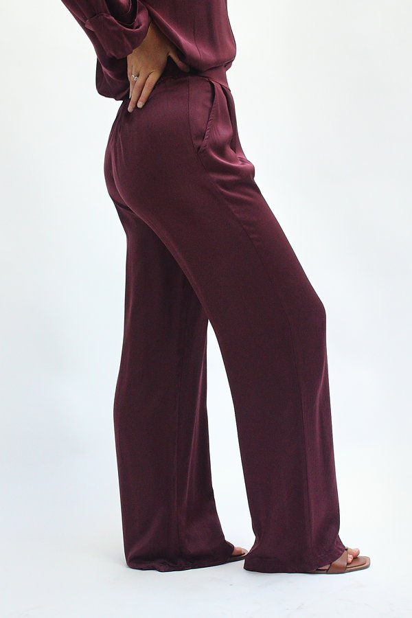 Pantalón fluido de talle alto burdeos - Imagen 3