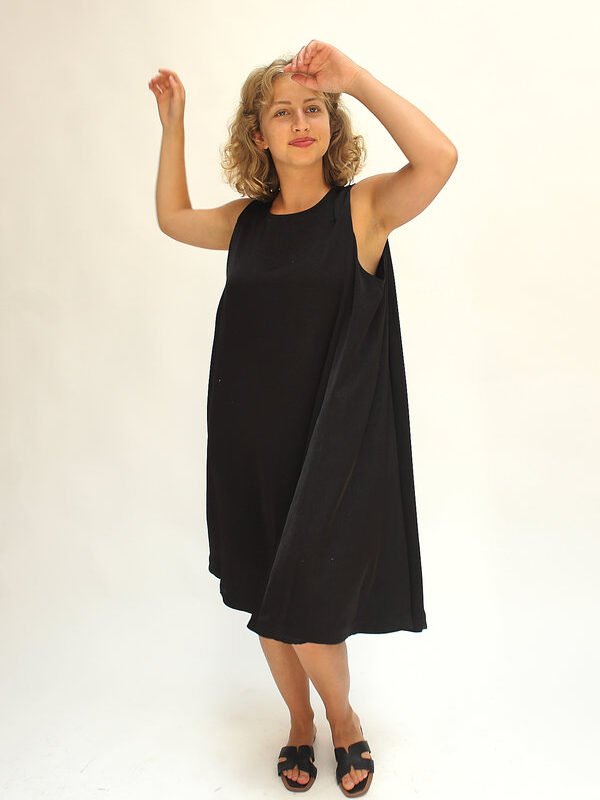 Vestido midi de raso negro - Imagen 2