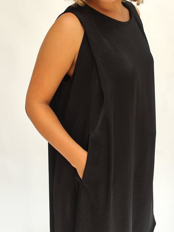 Vestido midi de raso negro - Imagen 6